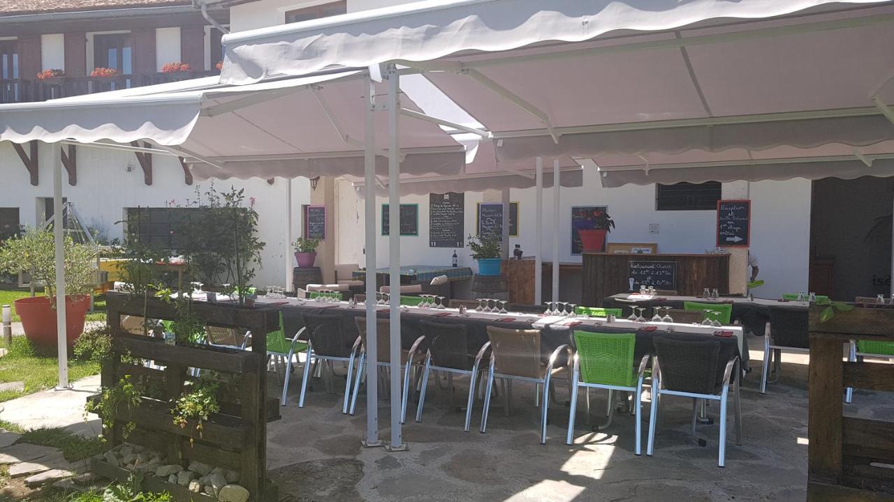 Hotel Restaurant Le Traineau Clelles Extérieur photo